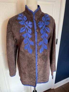 NWOT Linea Donatella Brown Suede Jacket with Blue Embroidered Trim Sz Medium